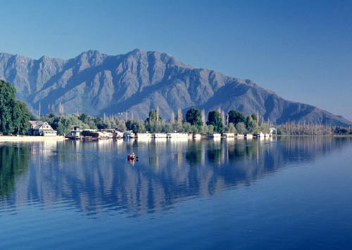 Short Kashmir Tour 3 Nights - 4 Days